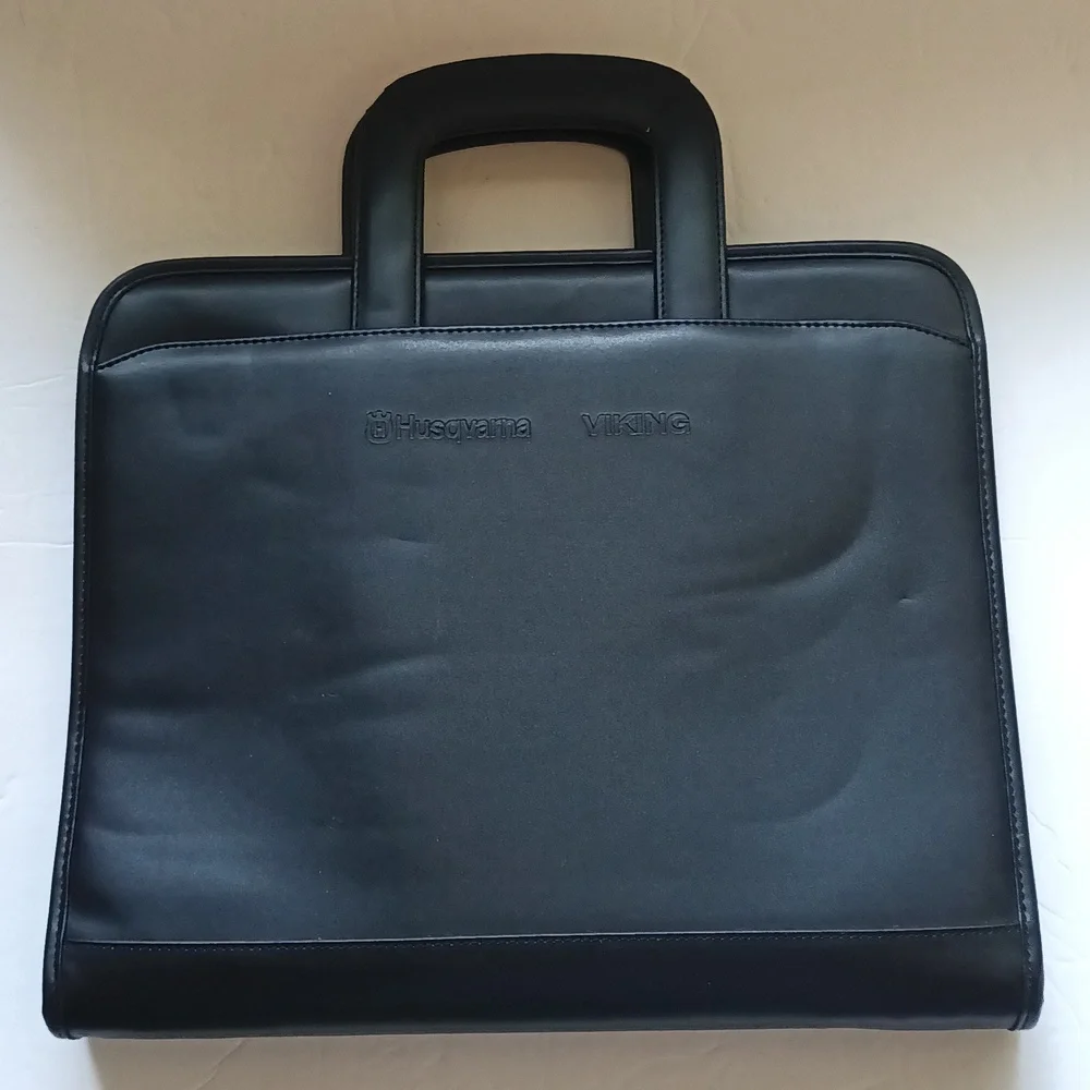 Black Zipper 3 Ring Binder Briefcase Retractable Handles